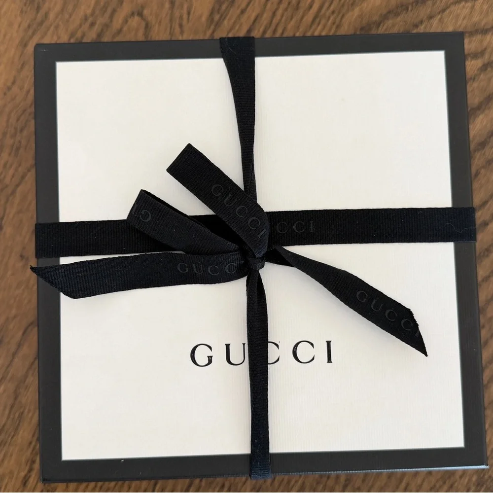 Gucci Black Belt with Gold GG Buckle - Picture 7 of 7